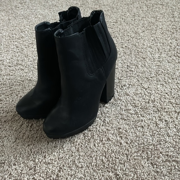 Candies size 6.5 boots black - Picture 2 of 3